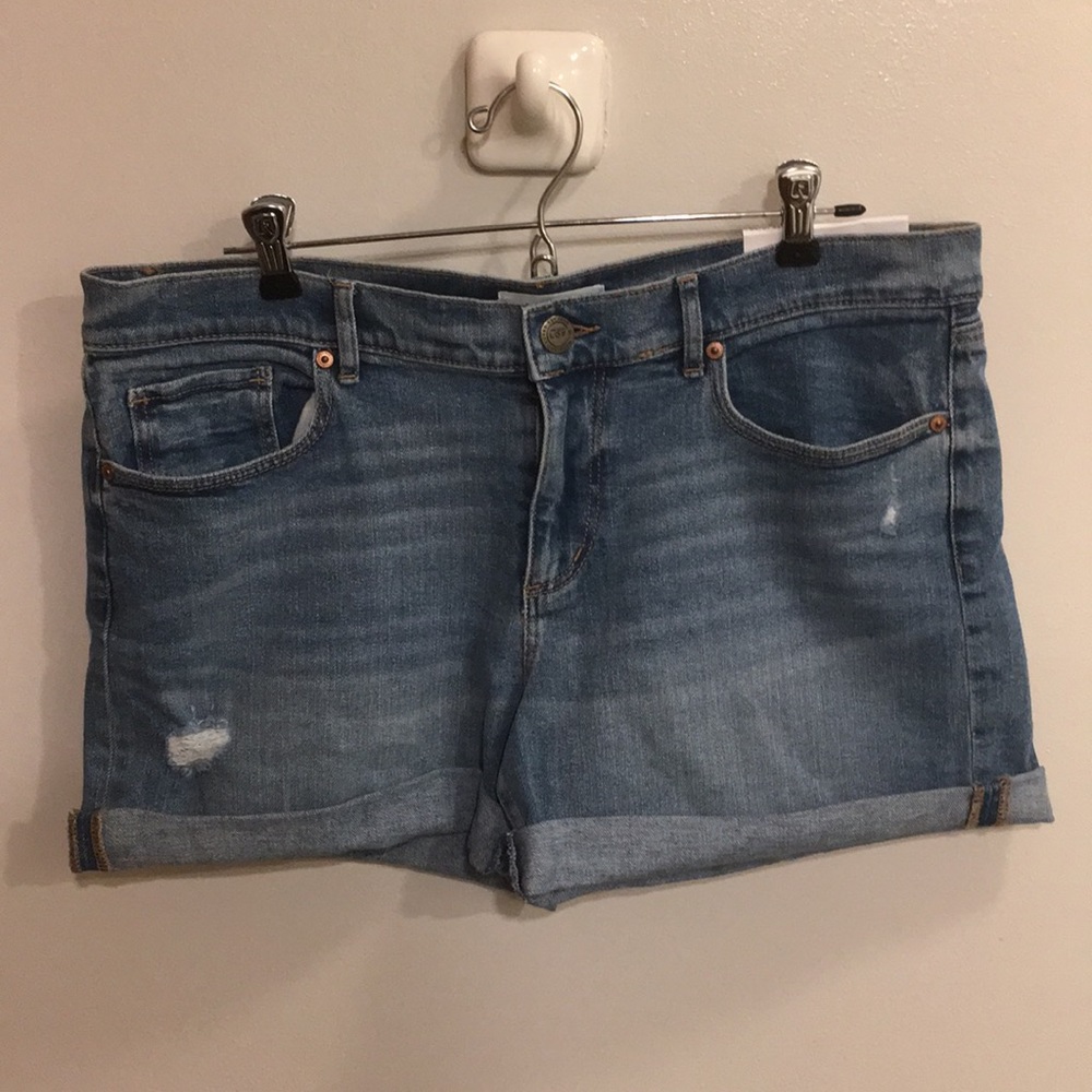 Brand new Loft denim shorts size 10